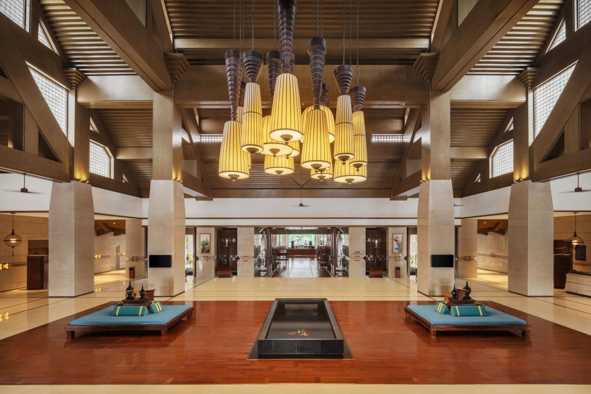 Sheraton Grand Xishuangbanna Hotel Jinghong Bagian luar foto