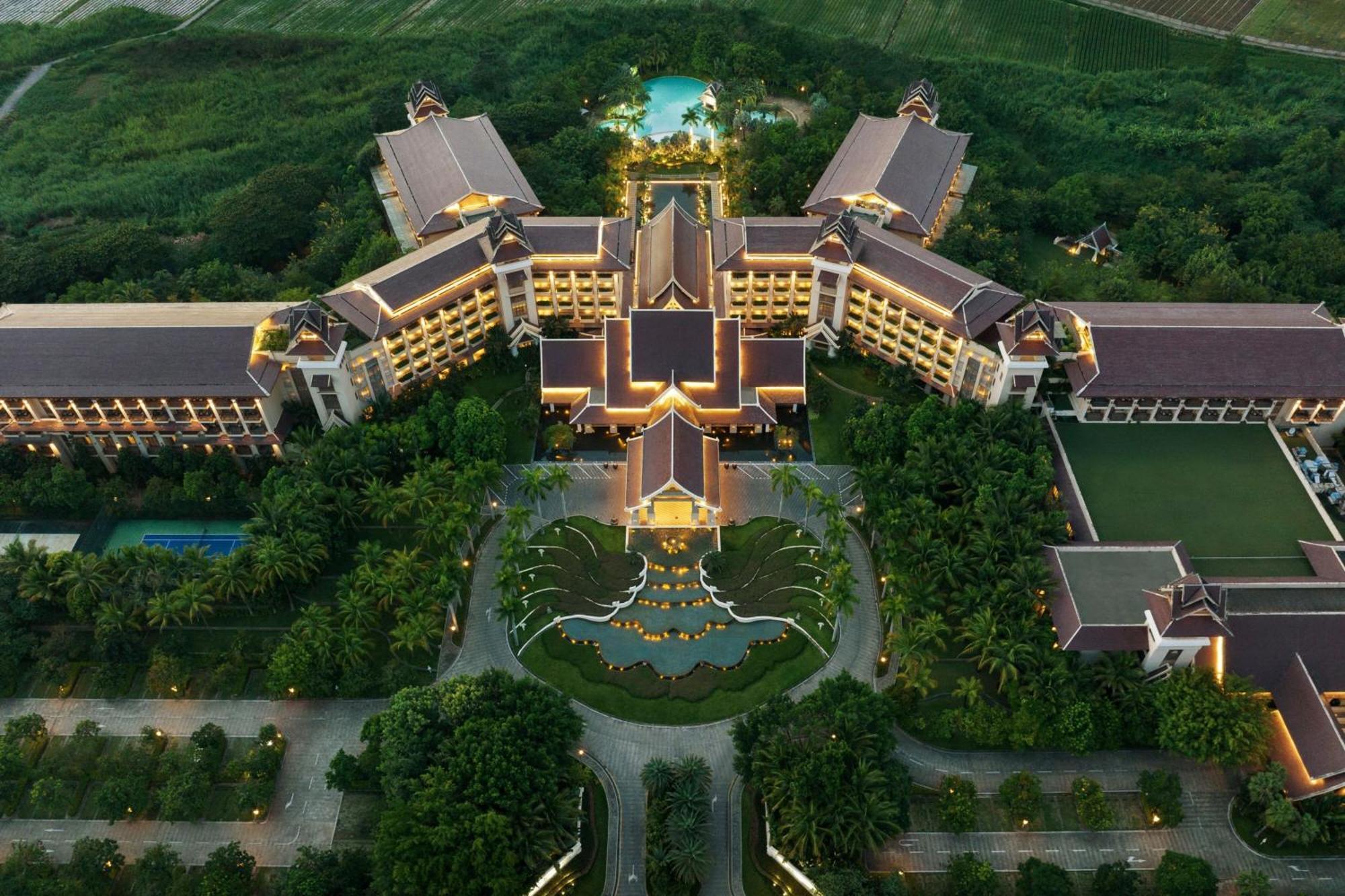 Sheraton Grand Xishuangbanna Hotel Jinghong Bagian luar foto