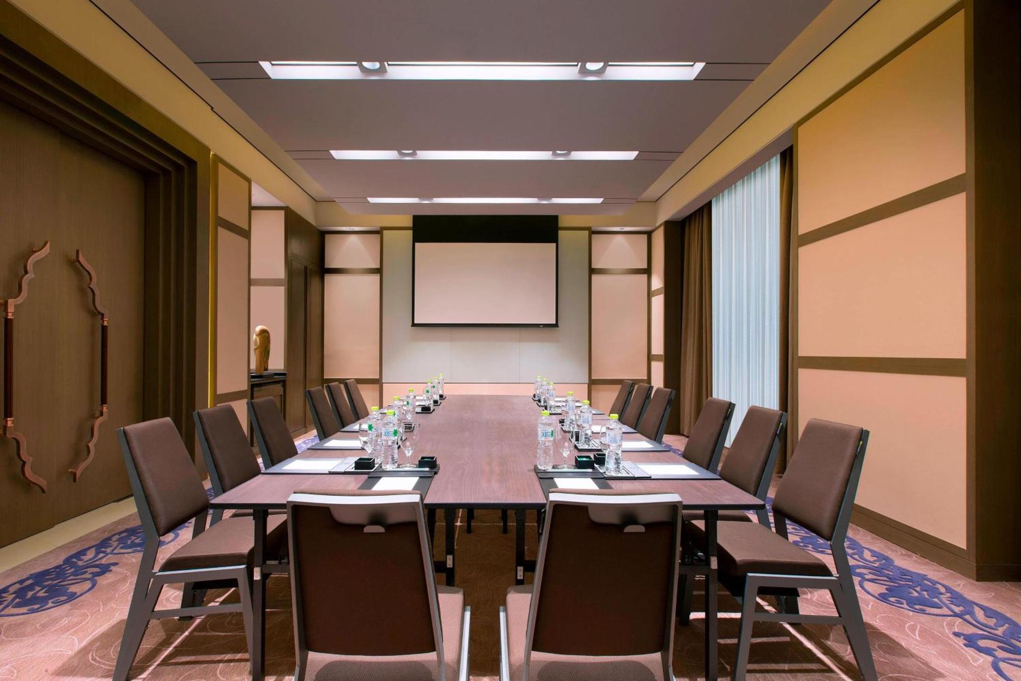 Sheraton Grand Xishuangbanna Hotel Jinghong Bagian luar foto