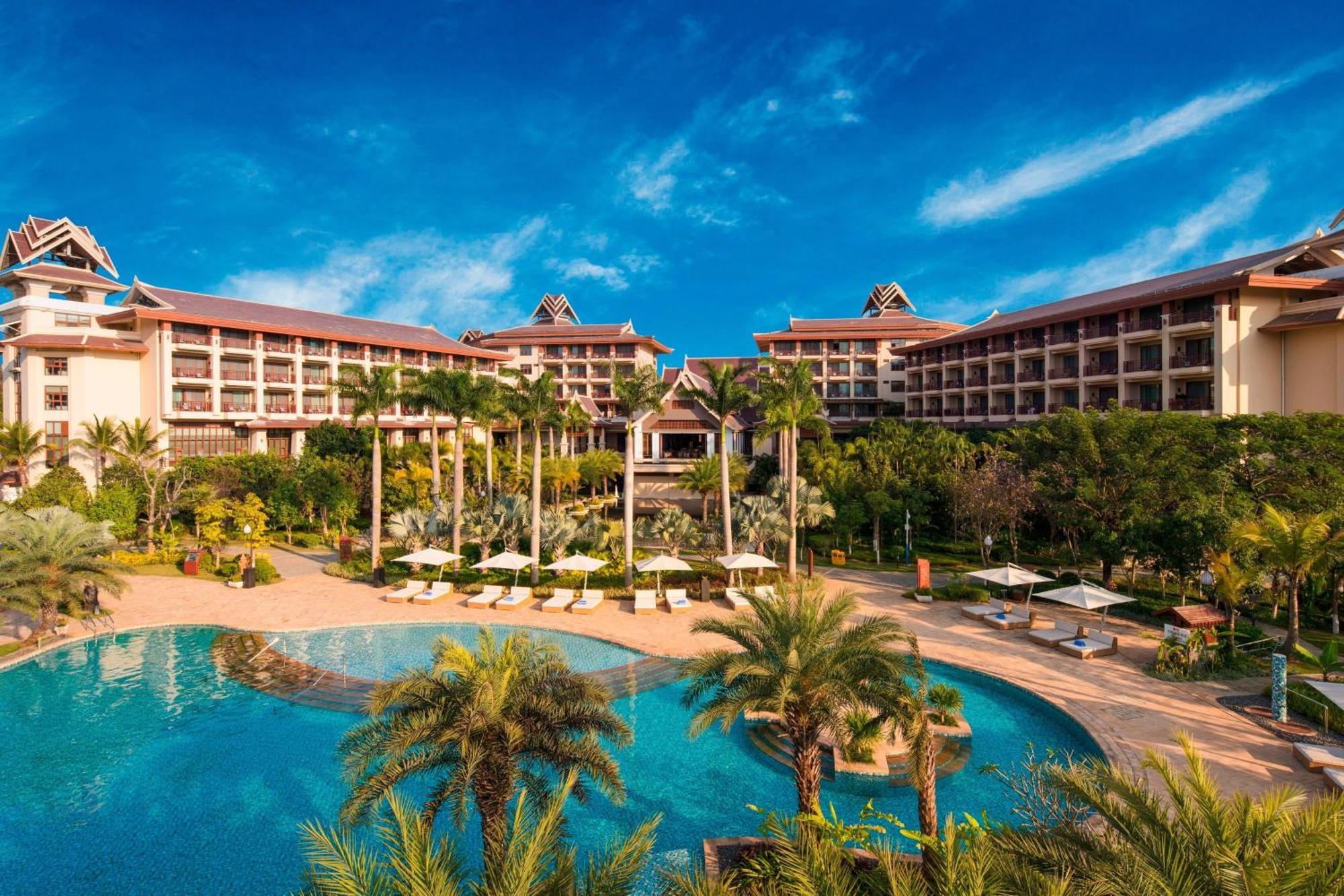 Sheraton Grand Xishuangbanna Hotel Jinghong Bagian luar foto