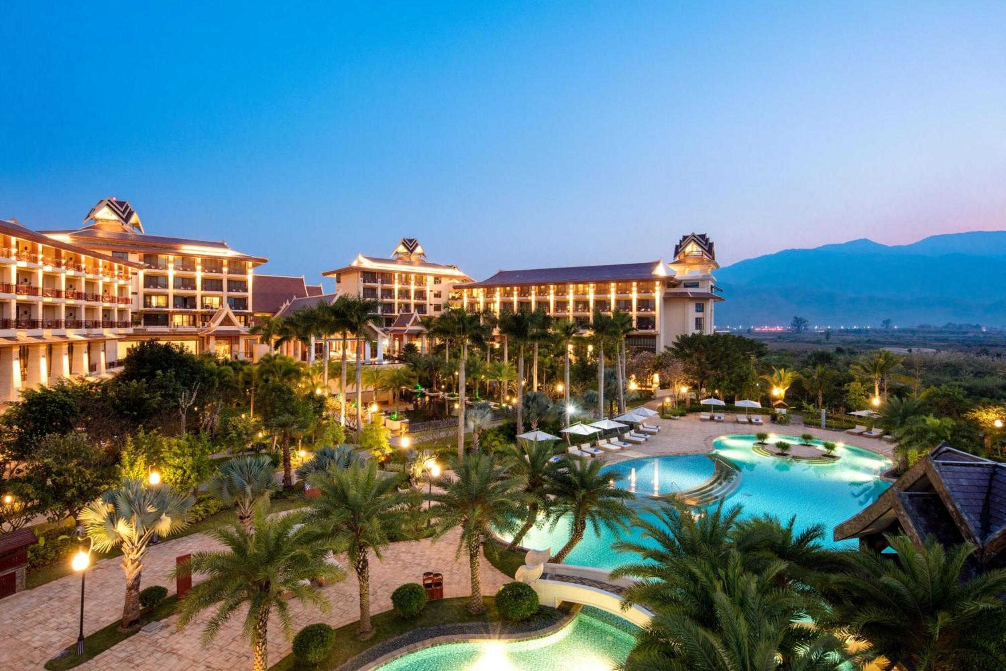 Sheraton Grand Xishuangbanna Hotel Jinghong Bagian luar foto